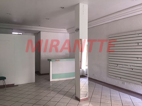 Sobrado com 2 quartos em Santana