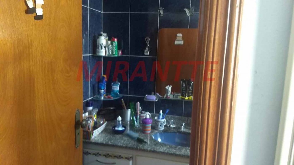 Apartamento de 150m² com 3 quartos em Água Fria