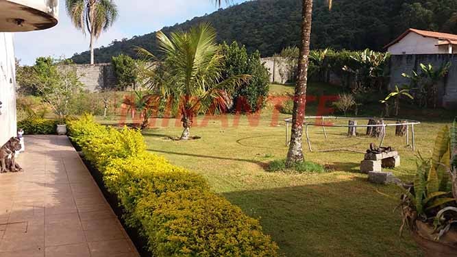 Sobrado de 612m² com 4 quartos em Centro – Mairiporã