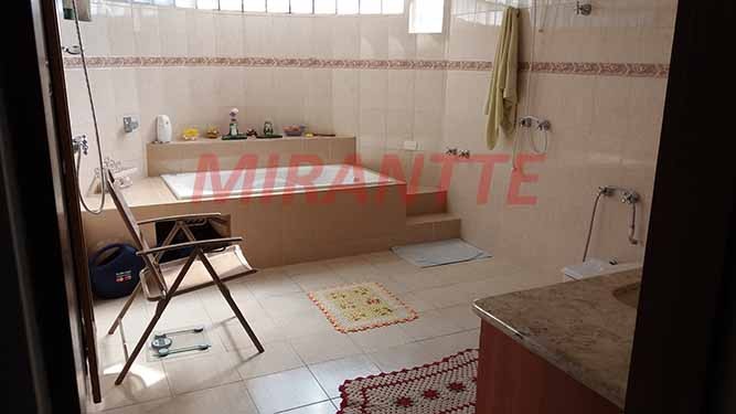 Sobrado de 612m² com 4 quartos em Centro – Mairiporã
