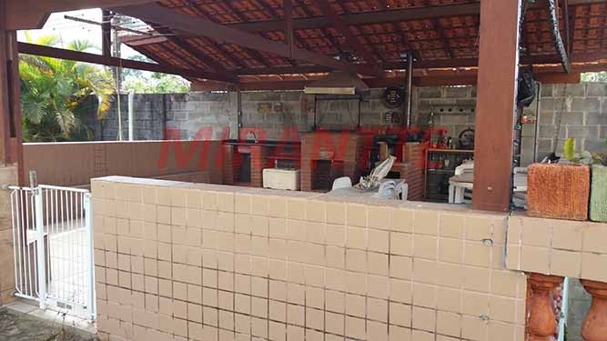 Sobrado de 612m² com 4 quartos em Centro – Mairiporã
