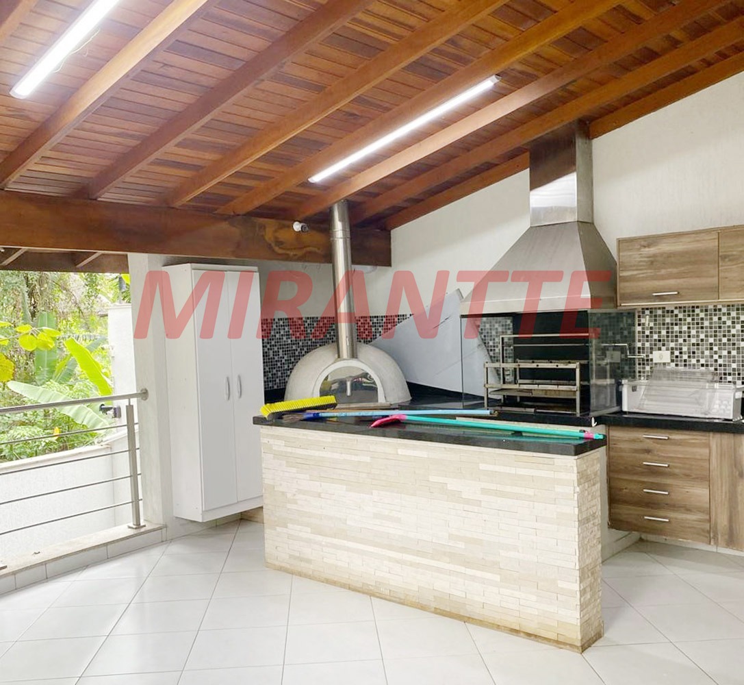 Sobrado de 529m² com 4 quartos em Tucuruvi