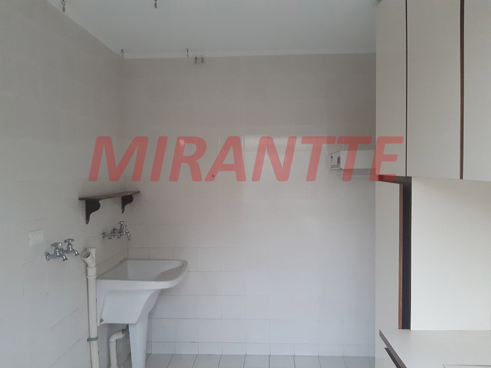 Sobrado de 200m² com 3 quartos em Limão