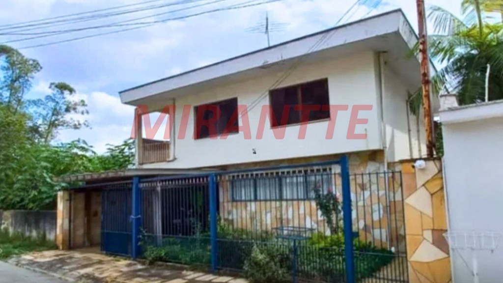 Sobrado de 286m² com 4 quartos em Jardim São Bento