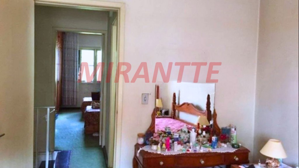 Sobrado de 286m² com 4 quartos em Jardim São Bento