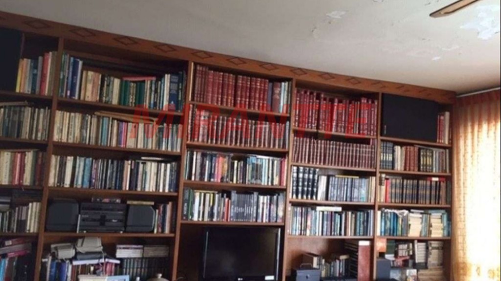 Sobrado de 286m² com 4 quartos em Jardim São Bento