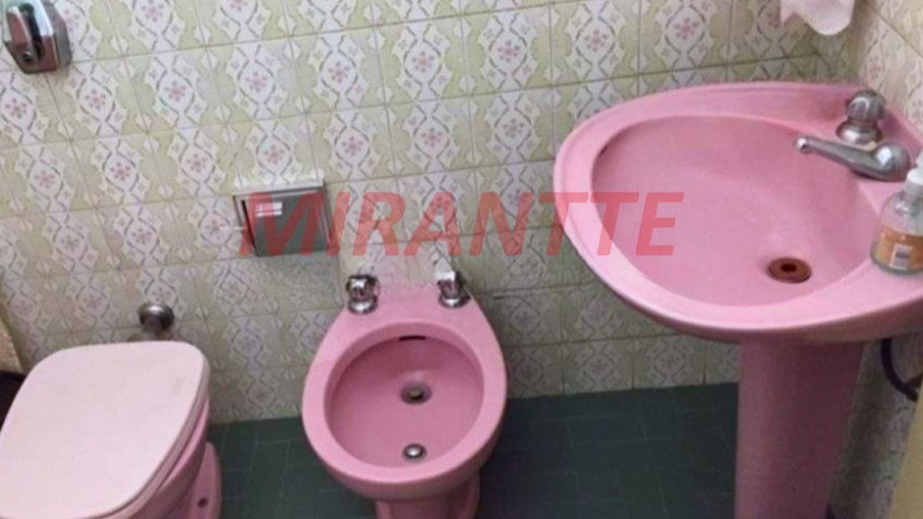 Sobrado de 286m² com 4 quartos em Jardim São Bento
