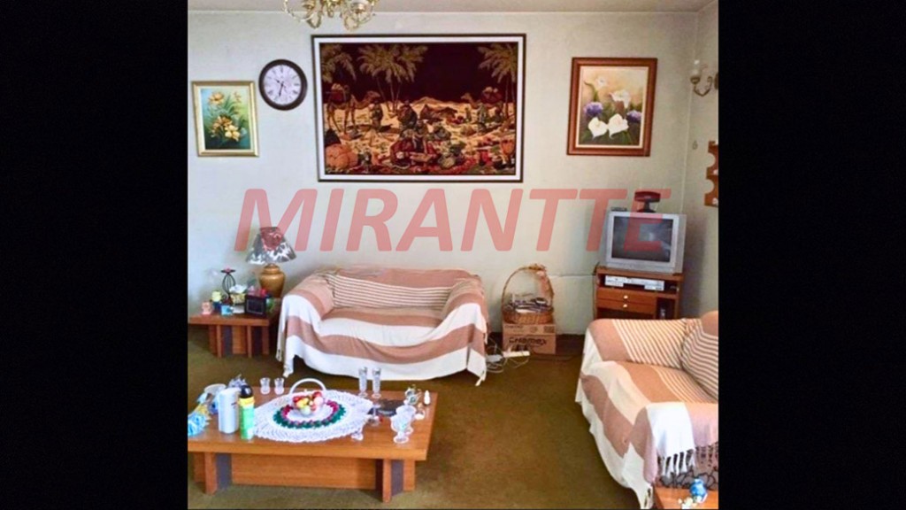 Sobrado de 286m² com 4 quartos em Jardim São Bento