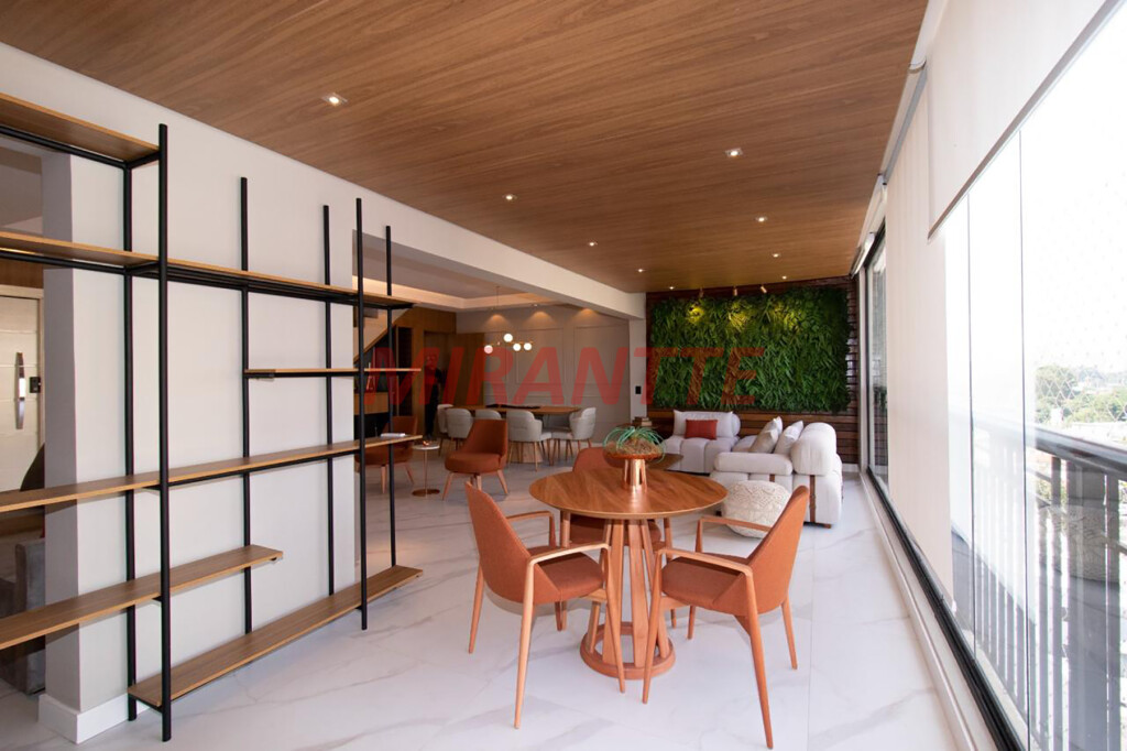 Cobertura duplex de 350m² com 3 quartos em Santana