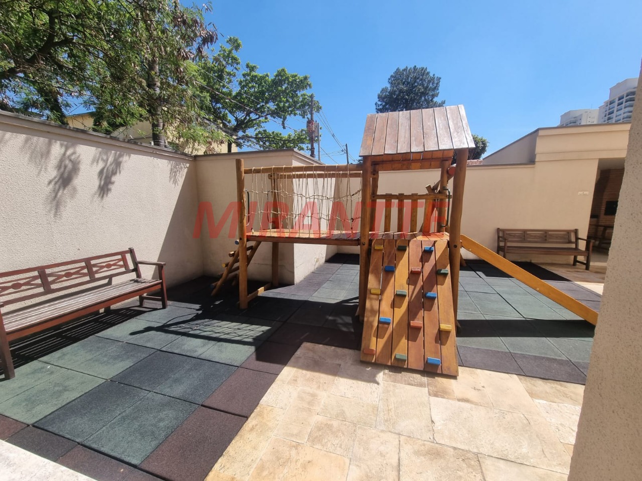 Apartamento de 170m² com 3 quartos em Vila Rosália