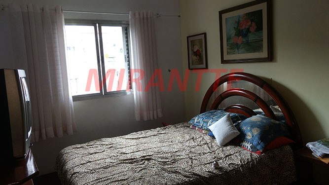 Casa terrea de 180m² com 6 quartos em Vila Guilherme