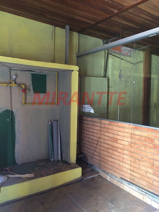 Comercial de 156m² em Santana