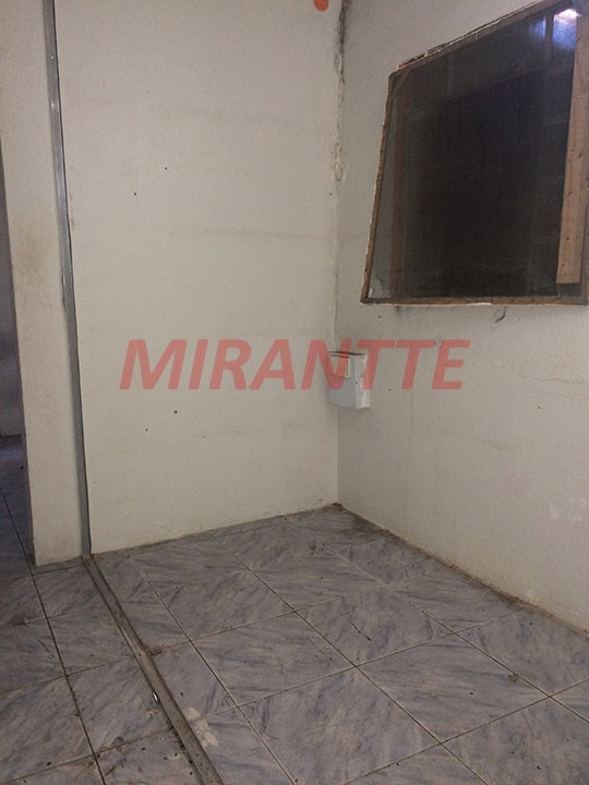 Comercial de 156m² em Santana