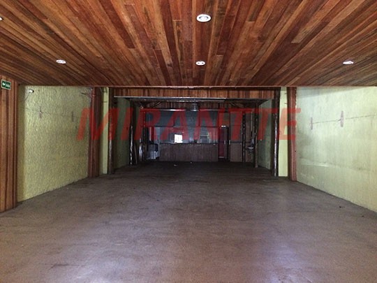 Comercial de 156m² em Santana