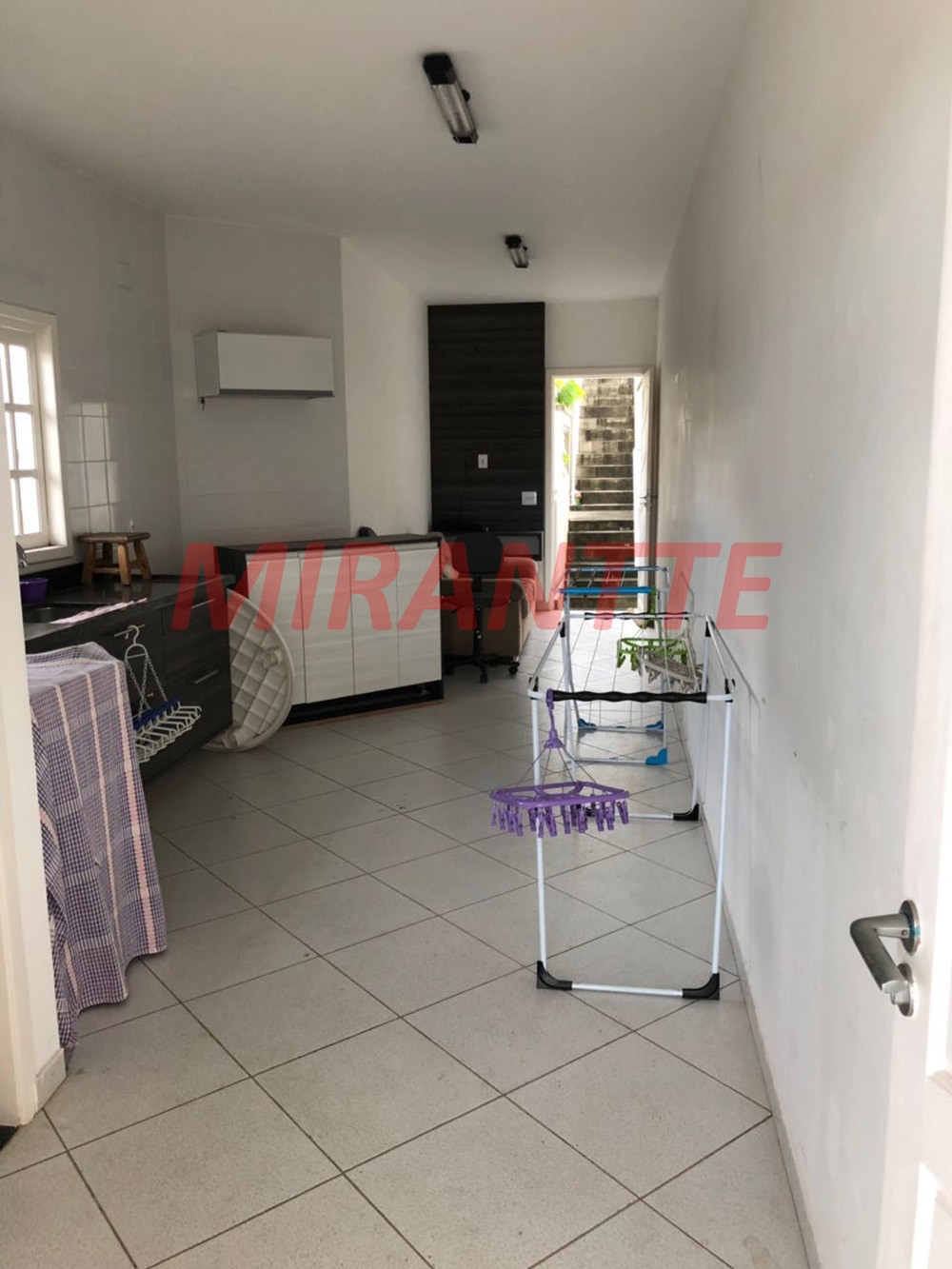 Sobrado com 3 quartos em Vila Mazzei