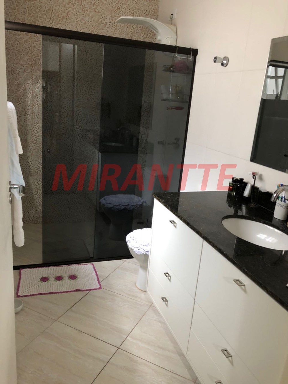 Sobrado com 3 quartos em Vila Mazzei