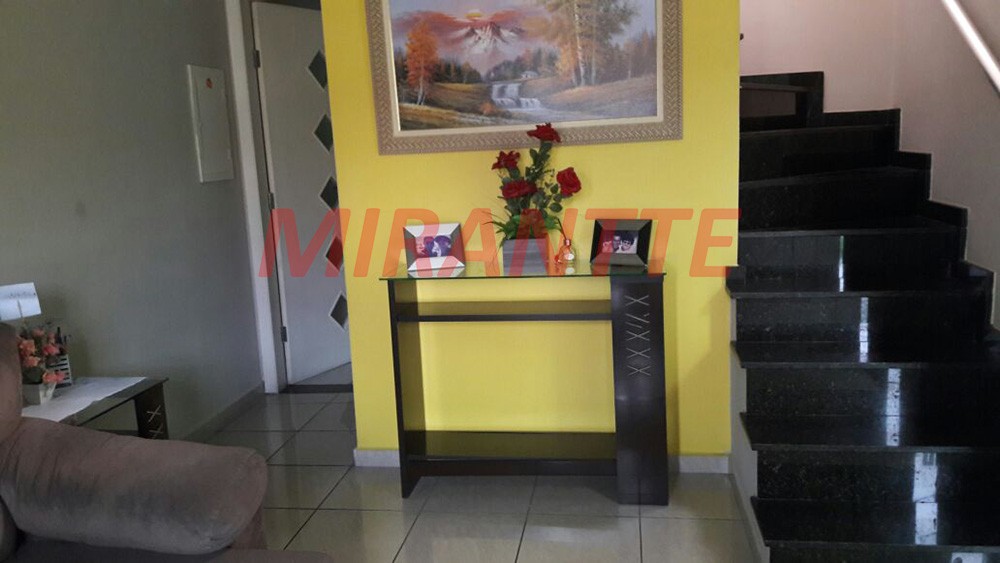 Sobrado de 140m² com 3 quartos em Vila Mazzei