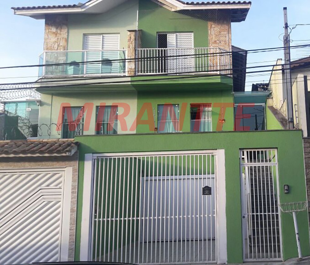 Sobrado de 140m² com 3 quartos em Vila Mazzei