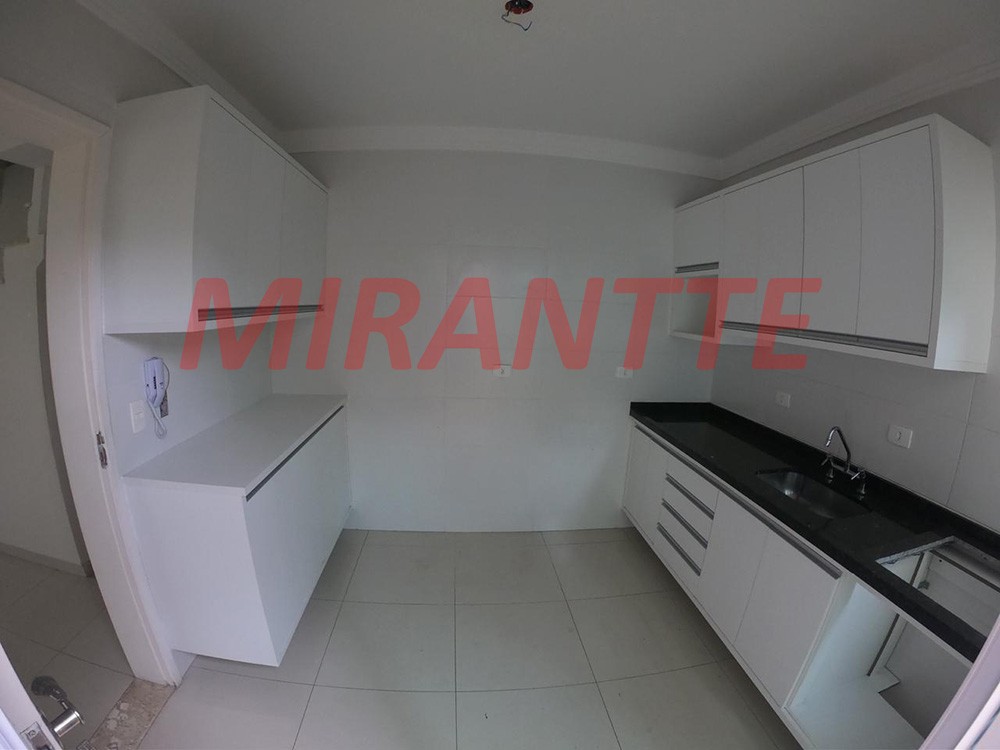 Cond. fechado de 126m² com 3 quartos em Tremembe