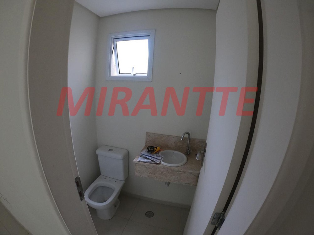Cond. fechado de 126m² com 3 quartos em Tremembe
