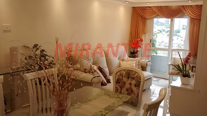 Apartamento de 93m² com 3 quartos em Água Fria