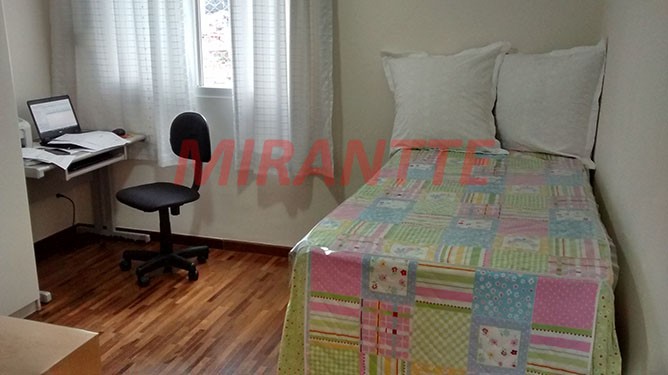 Apartamento de 93m² com 3 quartos em Água Fria