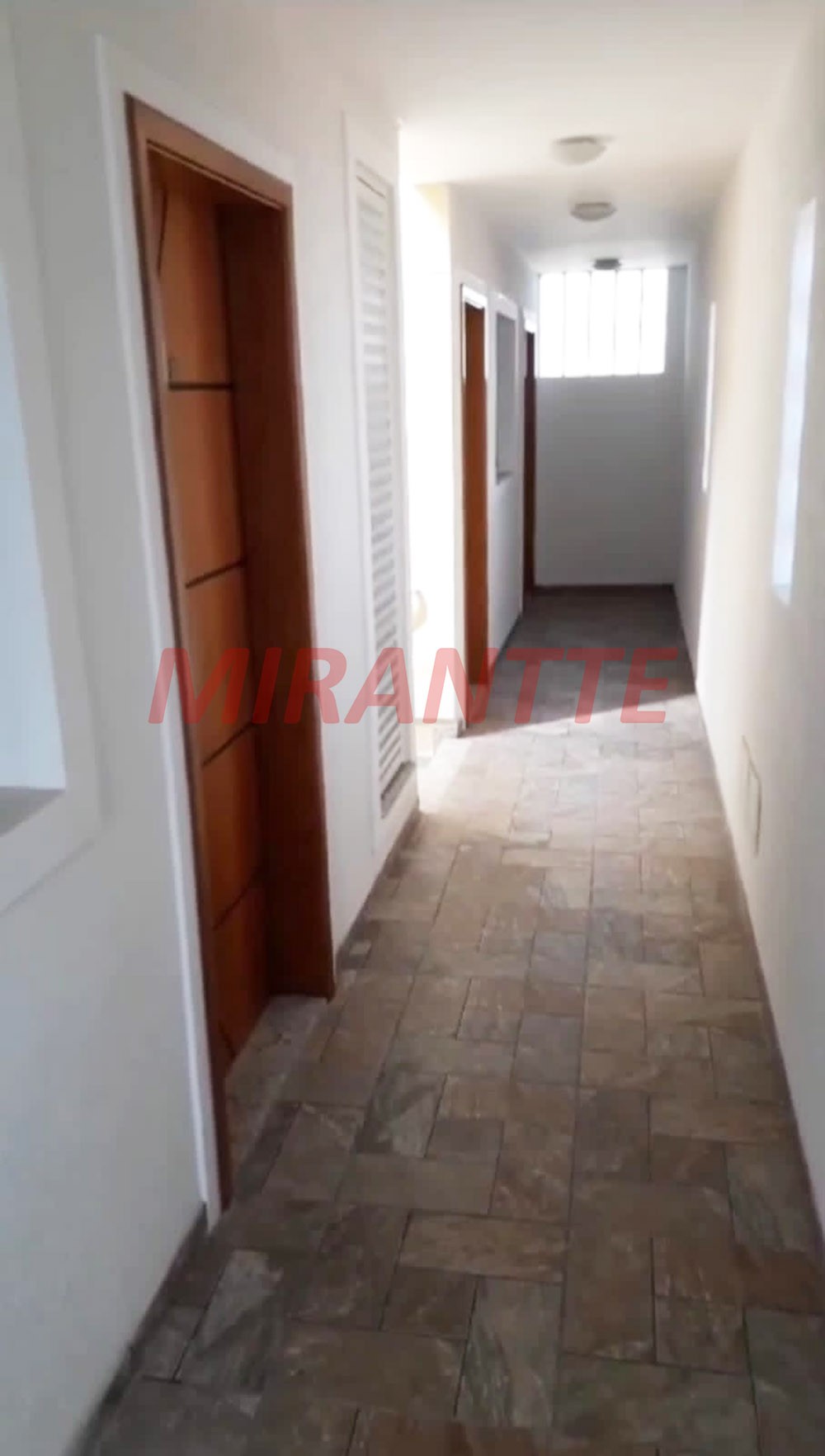 Cond. fechado de 47m² com 1 quartos em Vila Gustavo