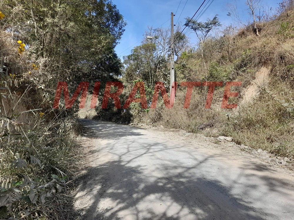 Terreno de 6121m² em Serra Da Cantareira