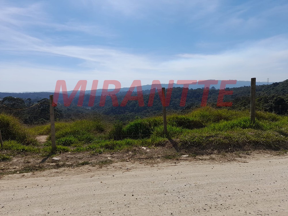 Terreno de 6121m² em Serra Da Cantareira