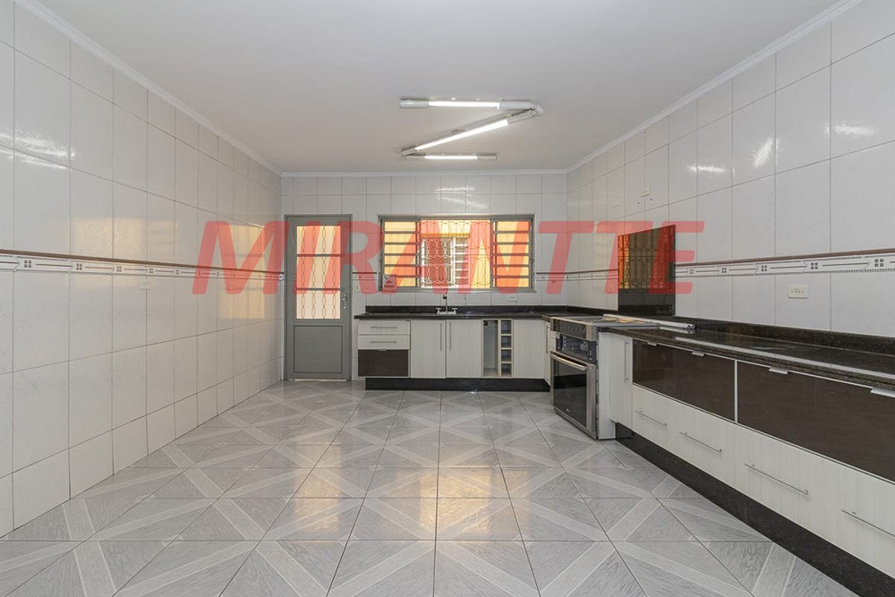 Sobrado de 344.1m² com 3 quartos em Tremembe