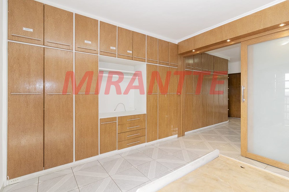 Sobrado de 344.1m² com 3 quartos em Tremembe