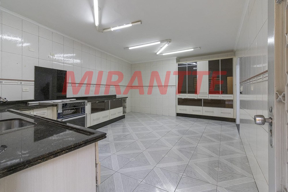 Sobrado de 344.1m² com 3 quartos em Tremembe