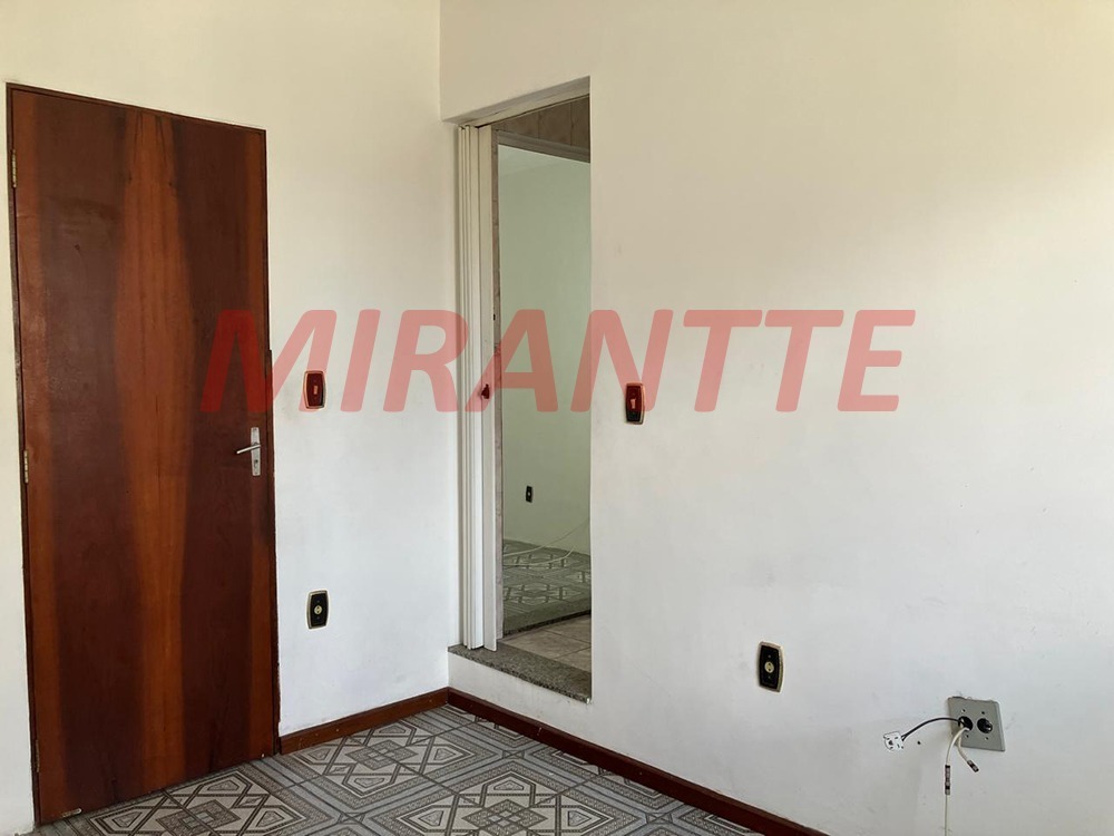 Sobrado de 135m² com 4 quartos em Santana
