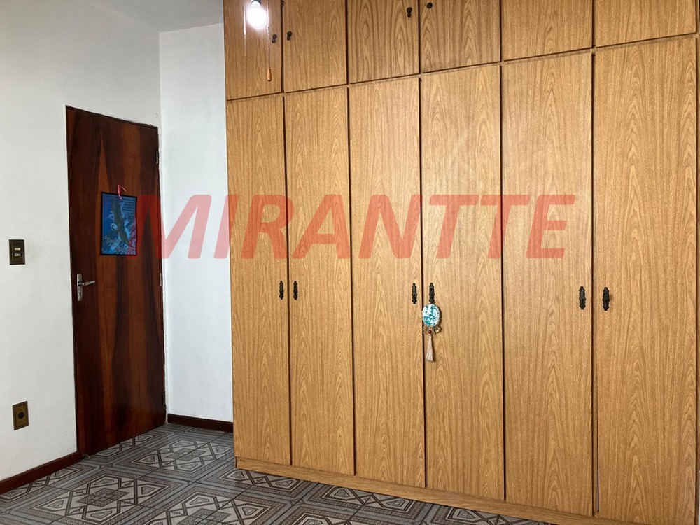 Sobrado de 135m² com 4 quartos em Santana