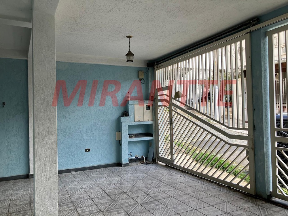 Sobrado de 135m² com 4 quartos em Santana