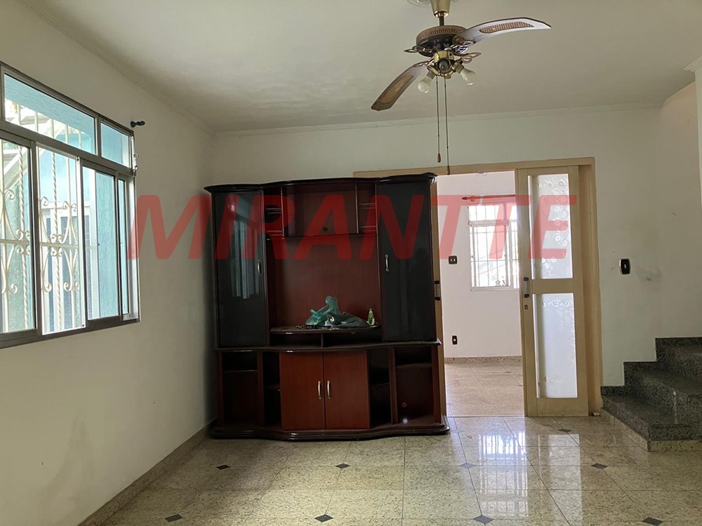 Sobrado de 135m² com 4 quartos em Santana