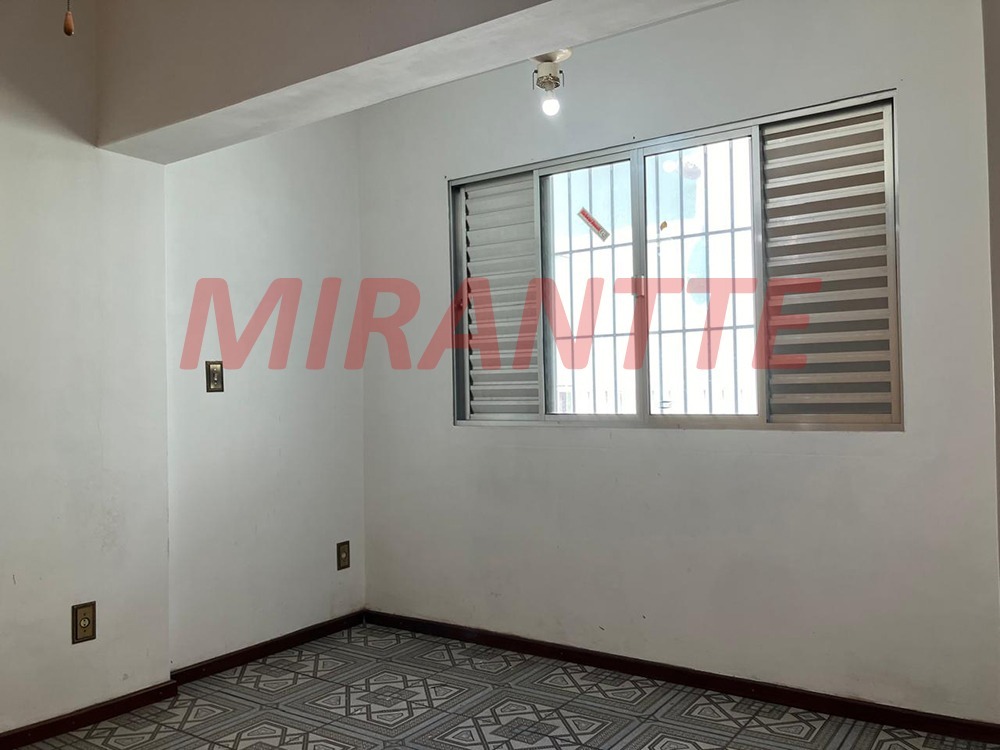 Sobrado de 135m² com 4 quartos em Santana