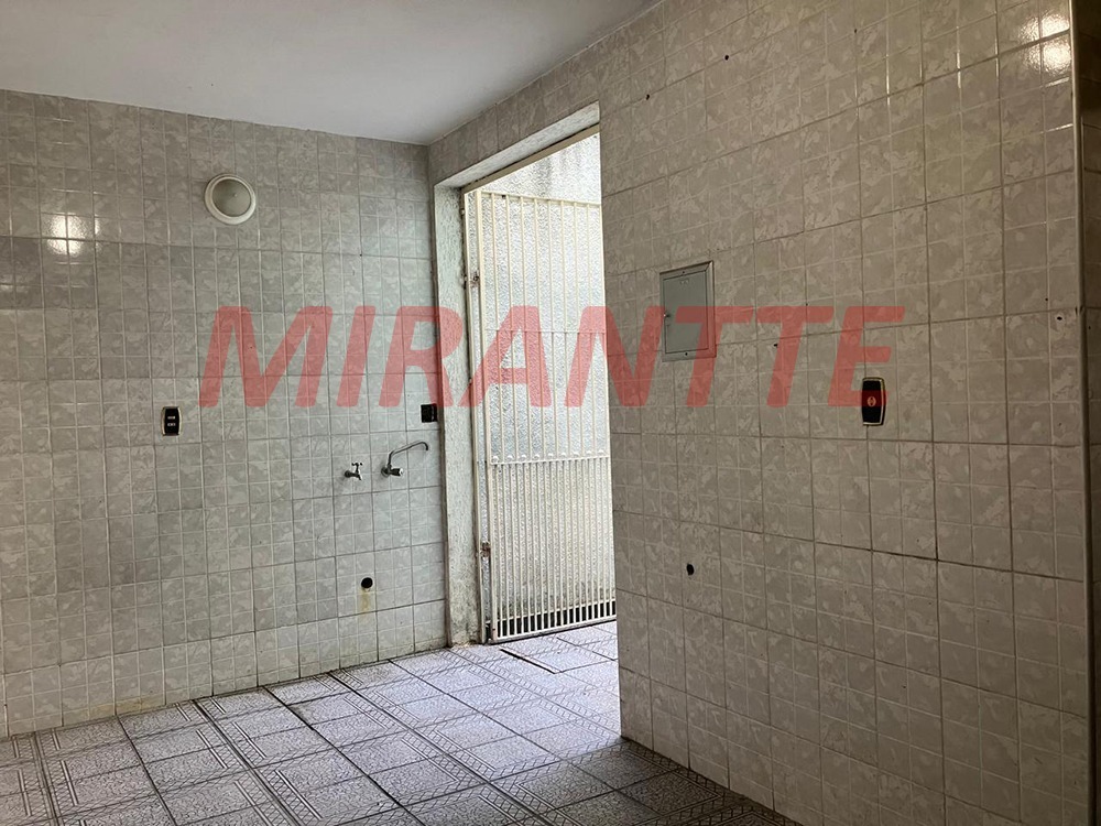 Sobrado de 135m² com 4 quartos em Santana