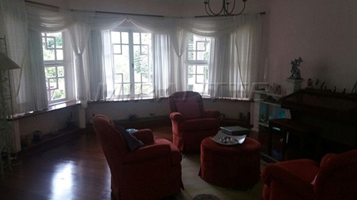 Casa terrea de 600m² com 3 quartos em Serra Da Cantareira