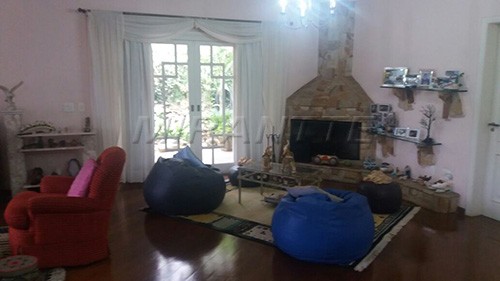 Casa terrea de 600m² com 3 quartos em Serra Da Cantareira