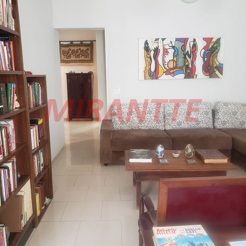 Sobrado de 250m² com 3 quartos em Jardim Virginia Bianca