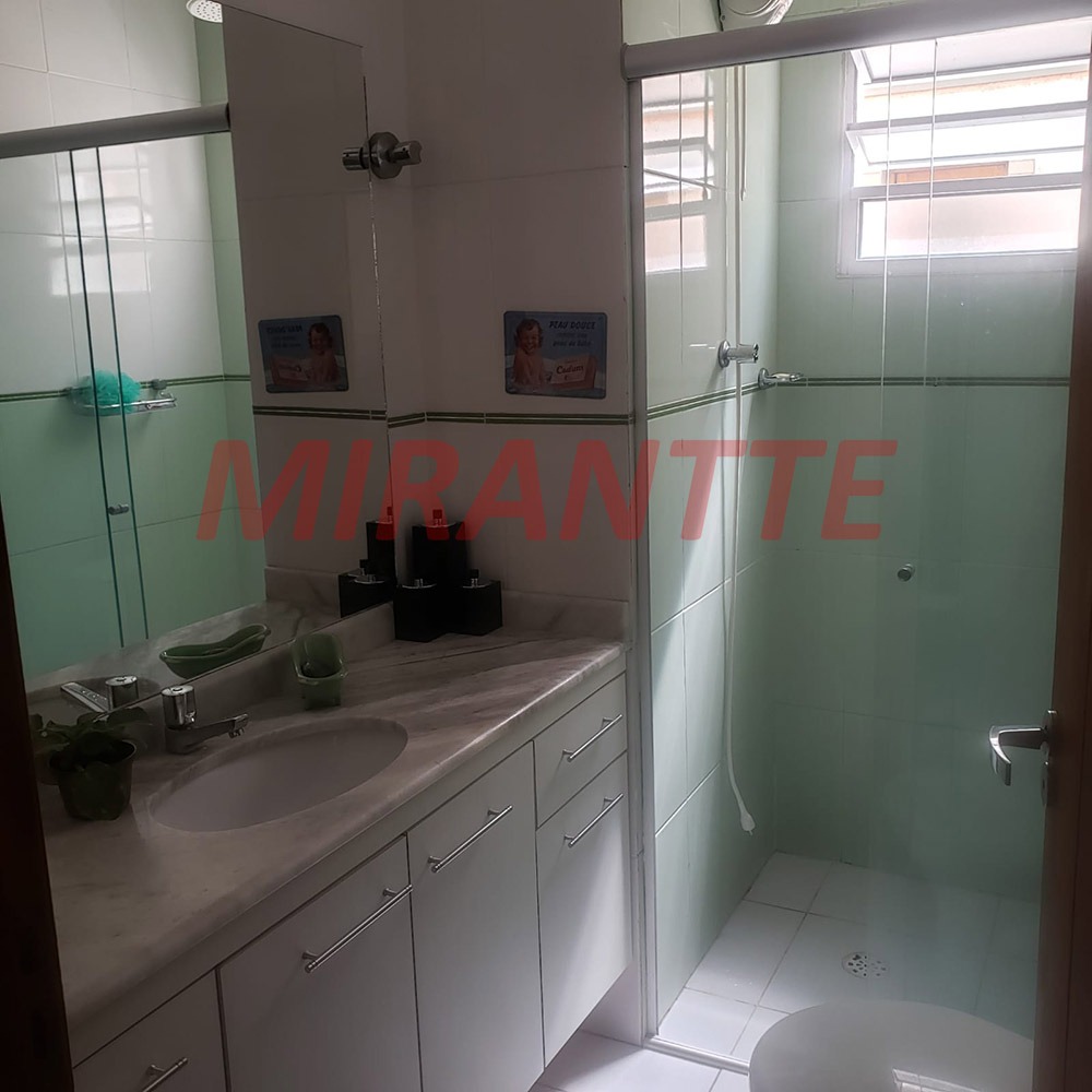 Sobrado de 250m² com 3 quartos em Jardim Virginia Bianca