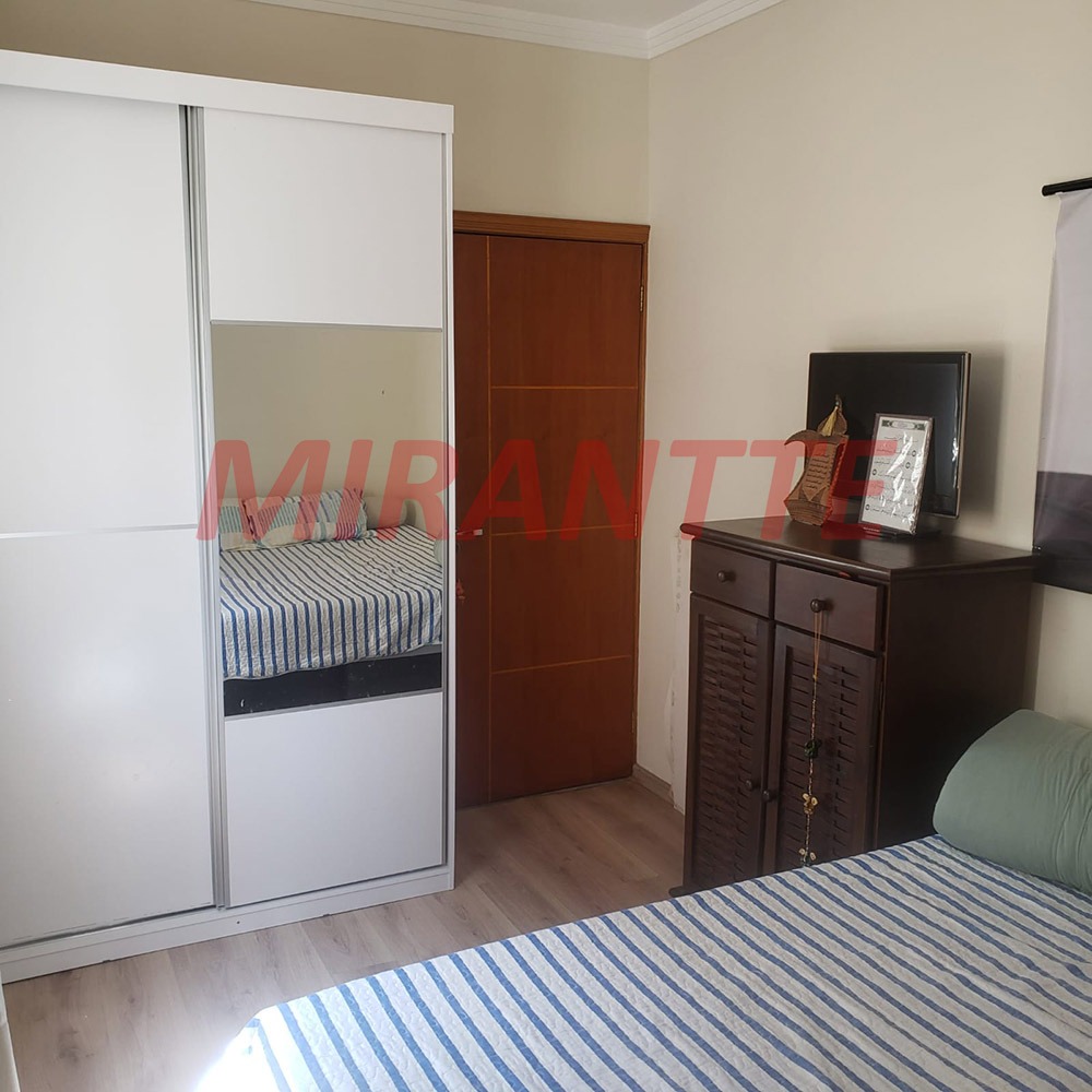 Sobrado de 250m² com 3 quartos em Jardim Virginia Bianca