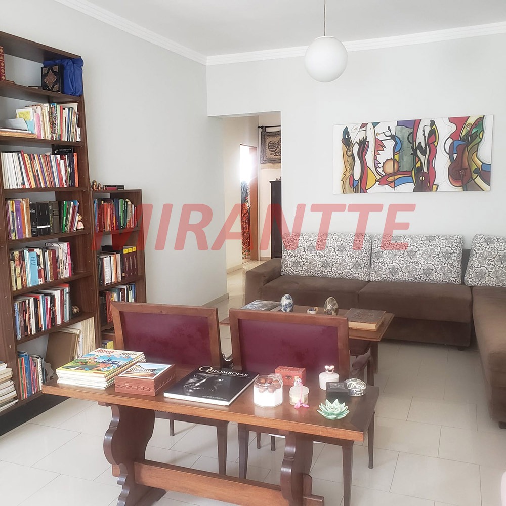 Sobrado de 250m² com 3 quartos em Jardim Virginia Bianca