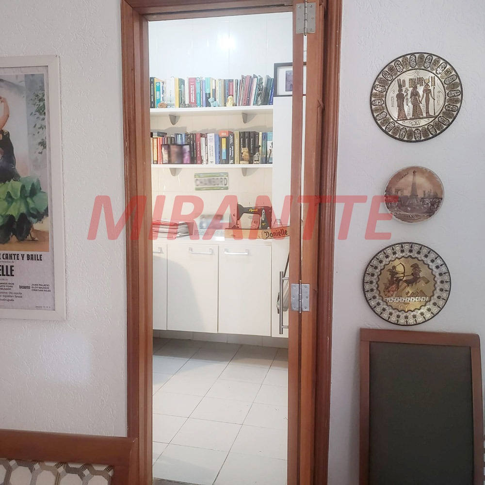 Sobrado de 250m² com 3 quartos em Jardim Virginia Bianca