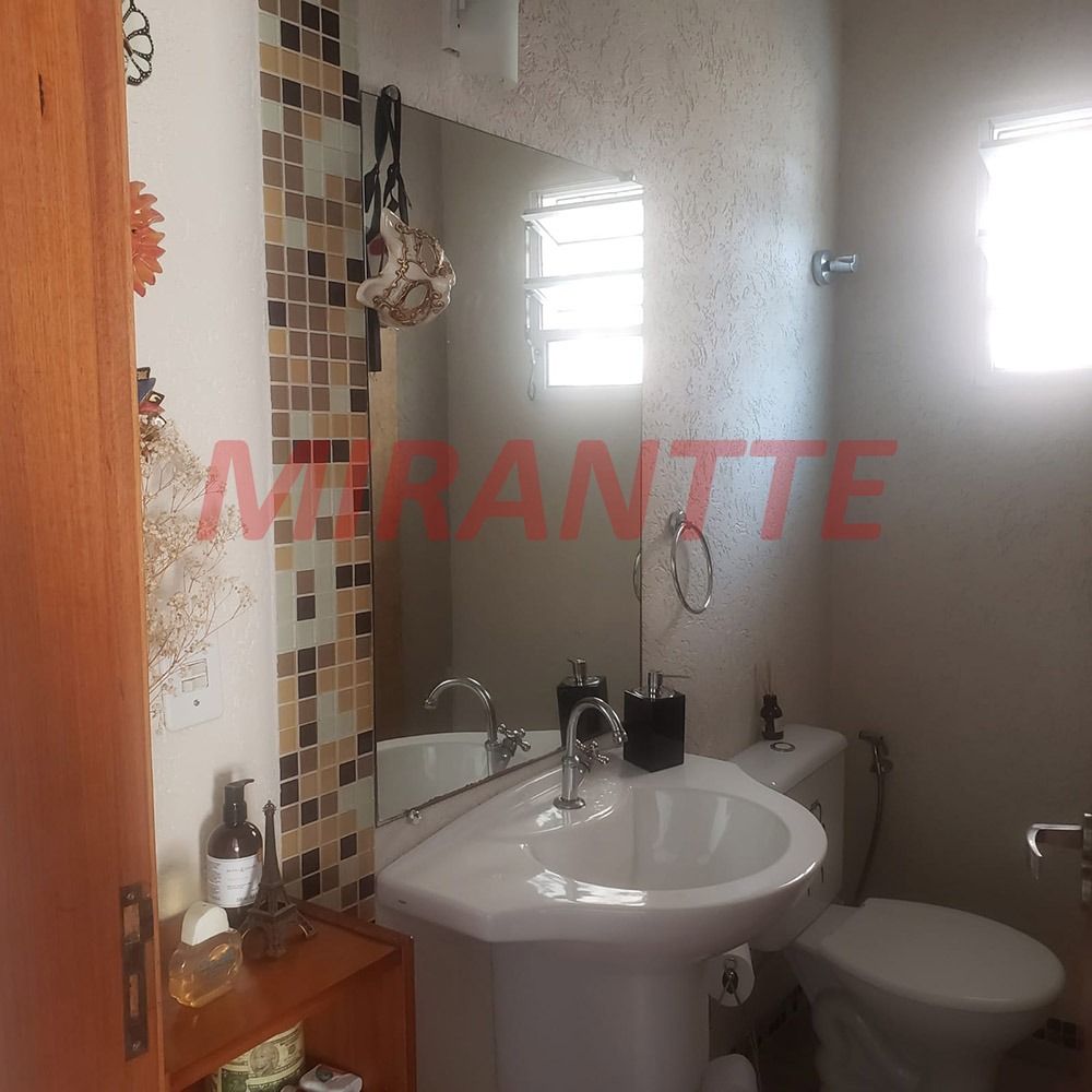 Sobrado de 250m² com 3 quartos em Jardim Virginia Bianca