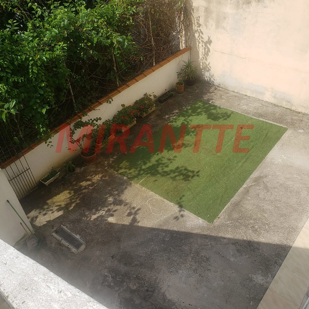 Sobrado de 250m² com 3 quartos em Jardim Virginia Bianca