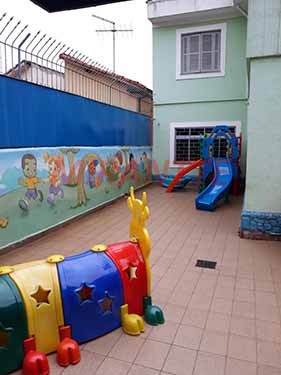 Sobrado de 370m² com 3 quartos em Água Fria