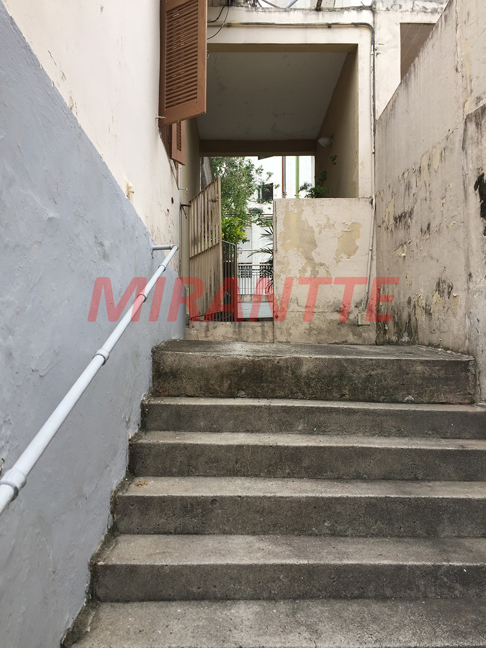 Terreno de 550m² em Freguesia do Ó