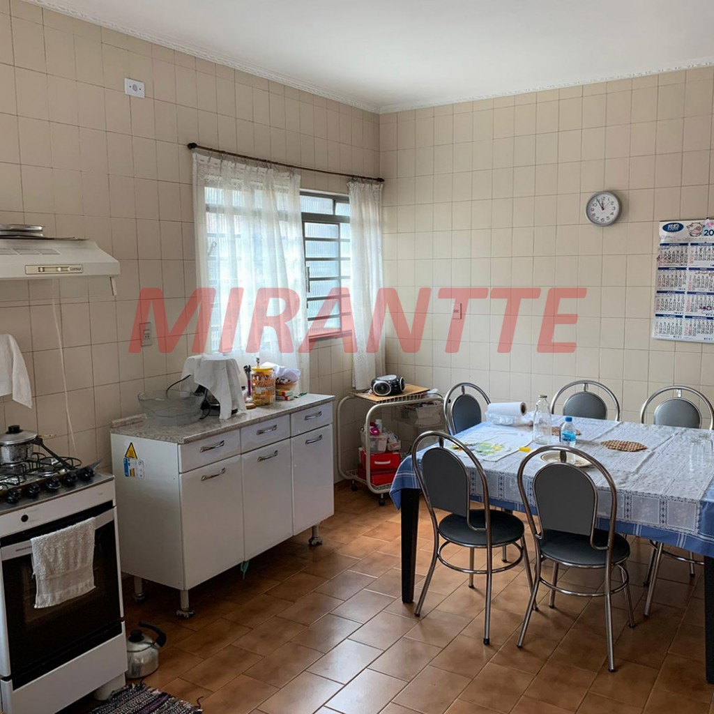 Sobrado de 200m² com 5 quartos em Imirim